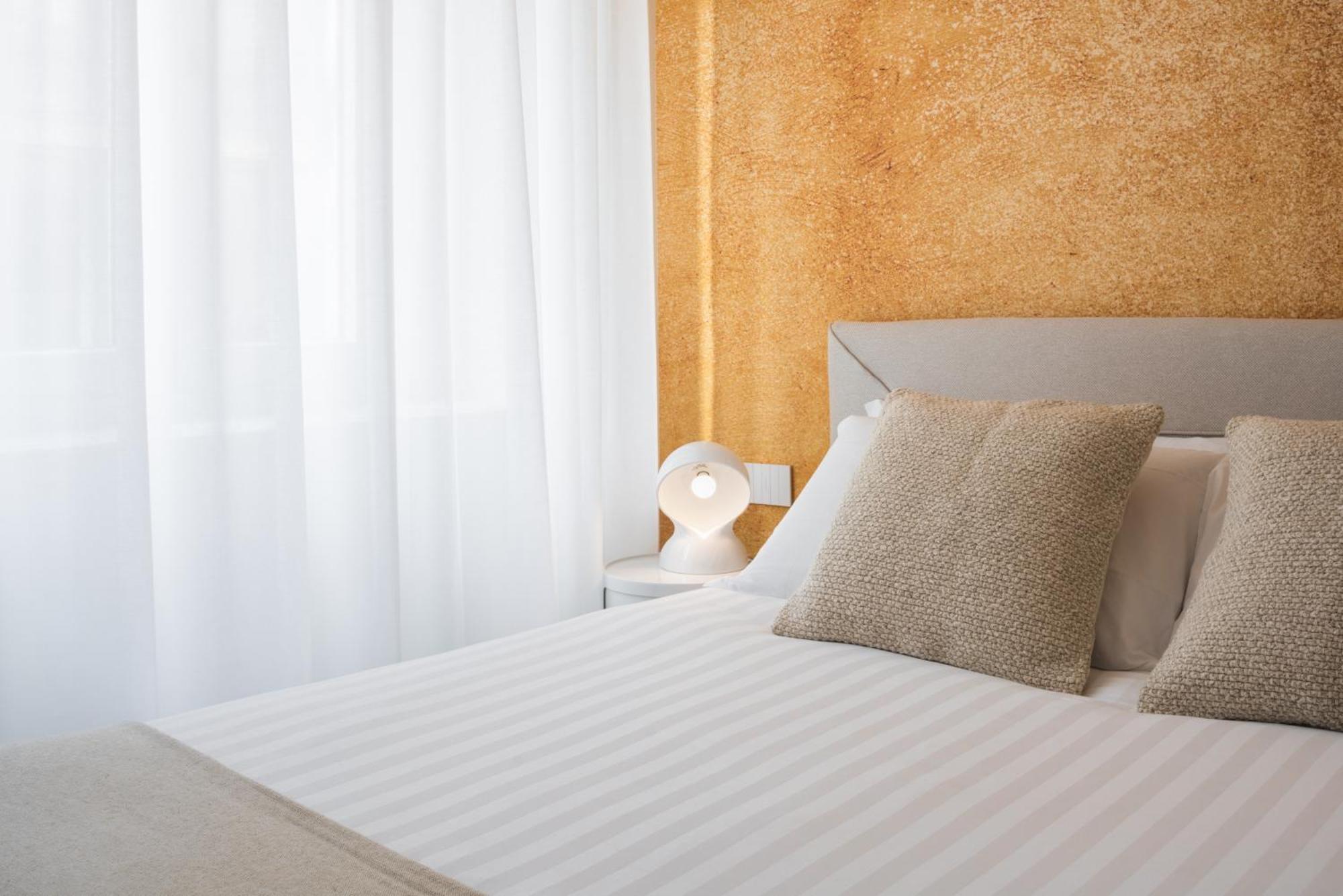 San Babila Design Apartment R&R Milaan Buitenkant foto